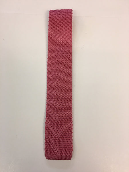Plain pink knitted silk tie